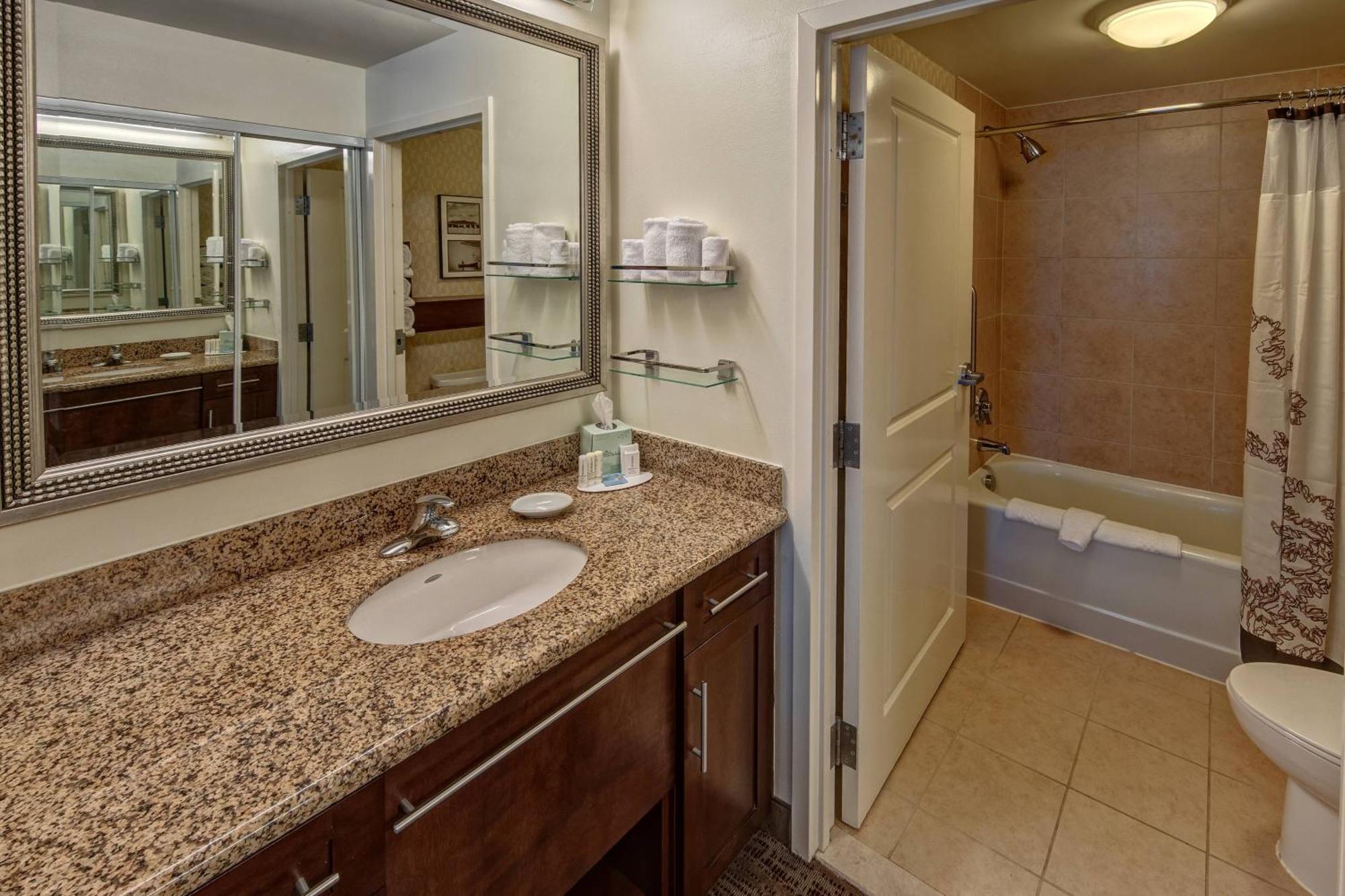 Residence Inn Norfolk Downtown Экстерьер фото