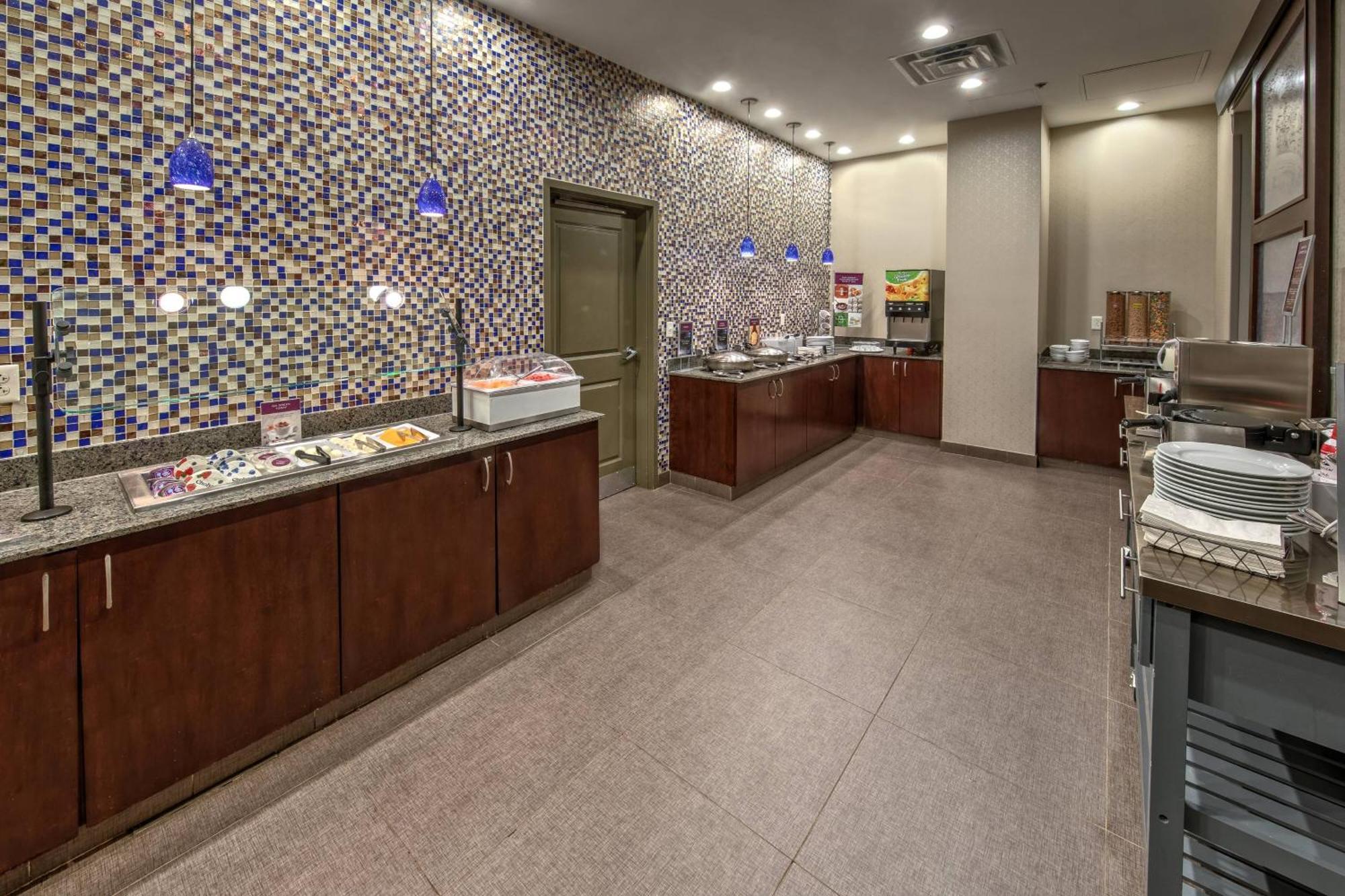 Residence Inn Norfolk Downtown Экстерьер фото